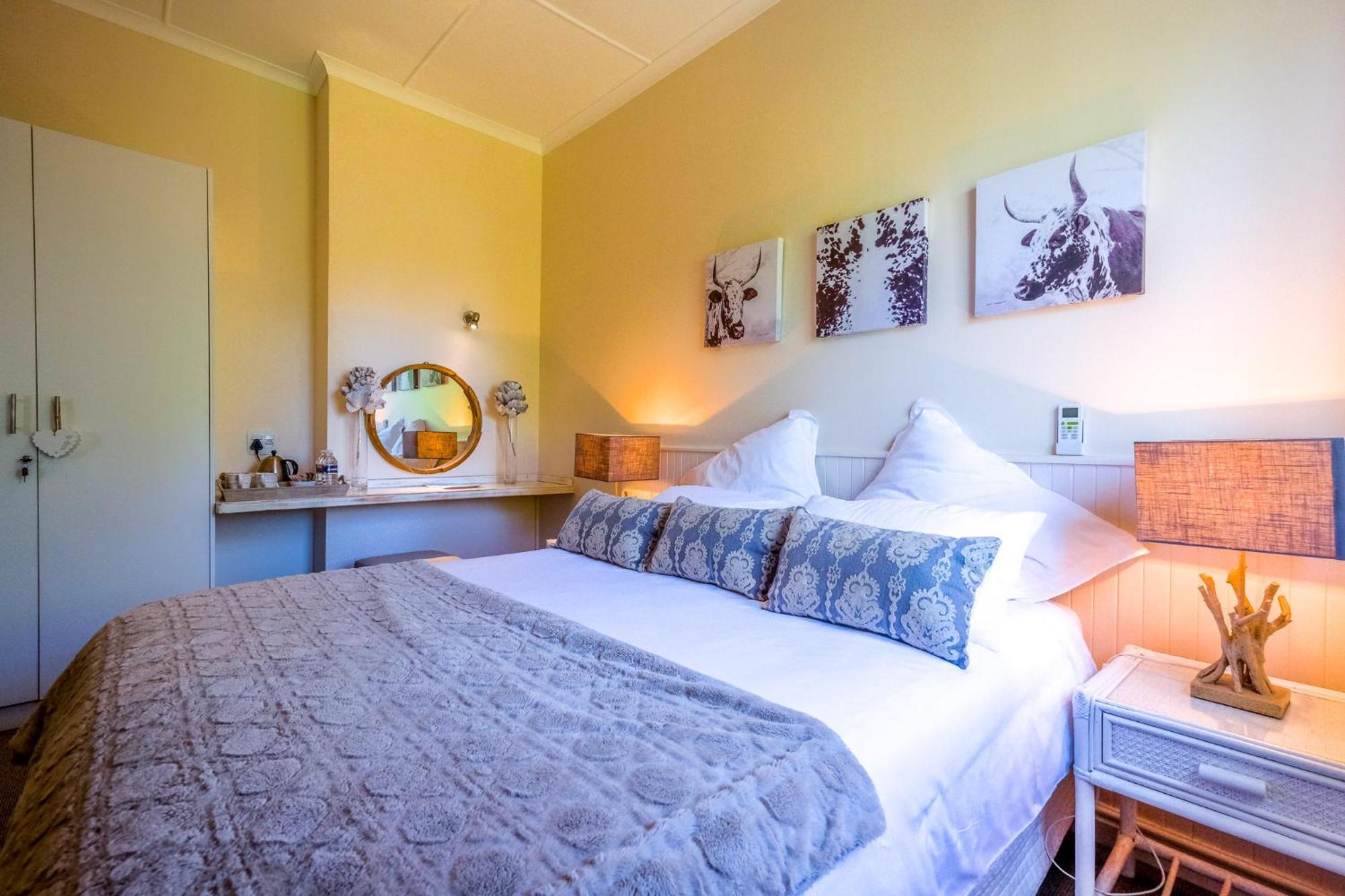 Oude Berg Guesthouse - 10 Caledon Street Джордж Номер фото