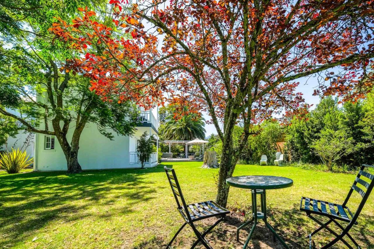 Oude Berg Guesthouse - 10 Caledon Street Джордж Екстер'єр фото